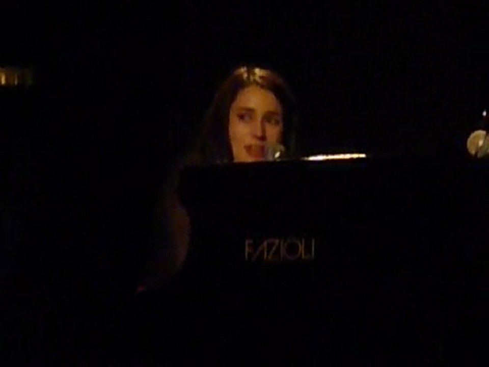 Marie Espinosa l'archipel 18.02.2010 P1080339