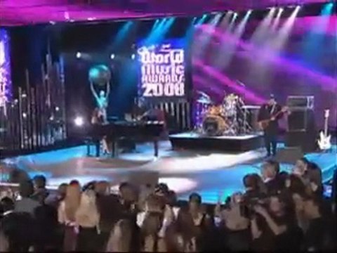 Alicia Keys- Superwoman No One Live World Music Awards!