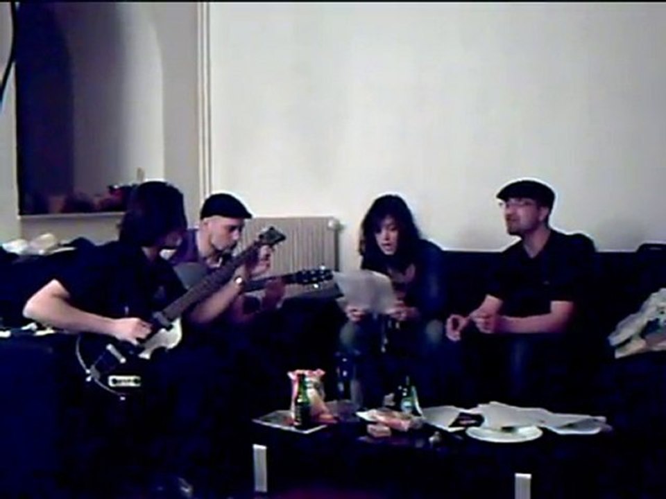 Buff Canapé - Dazed Dogs - part.2