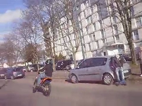 UN SAMEDI A MLK, CROSS-BITUME 2