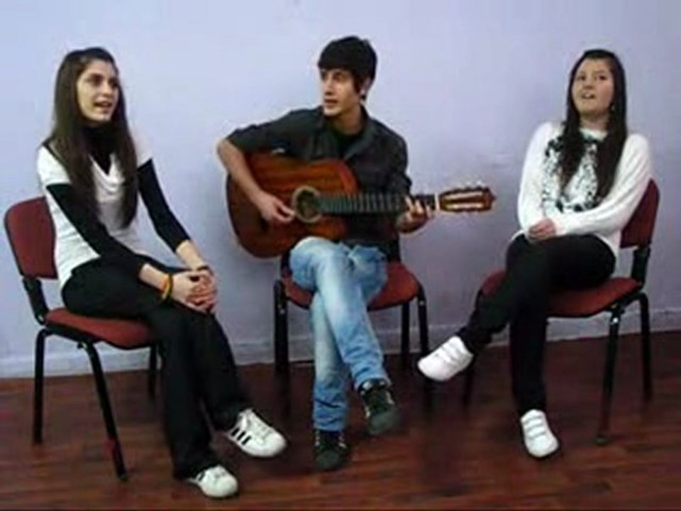 Grup GamM - Uğruma ölsen söyle ne farkeder ?