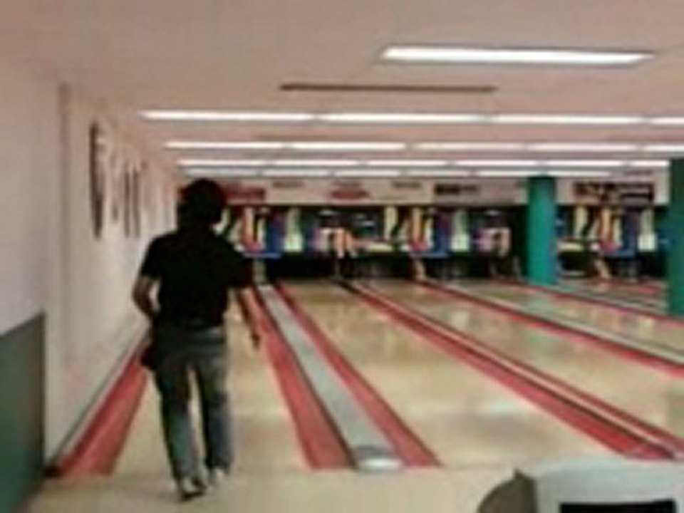 winner at bowling in Kna