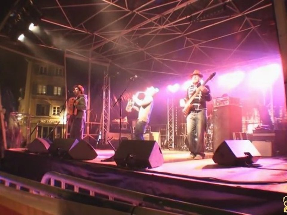 Claudio Capeo en Live Place de Reunion à Mulhouse