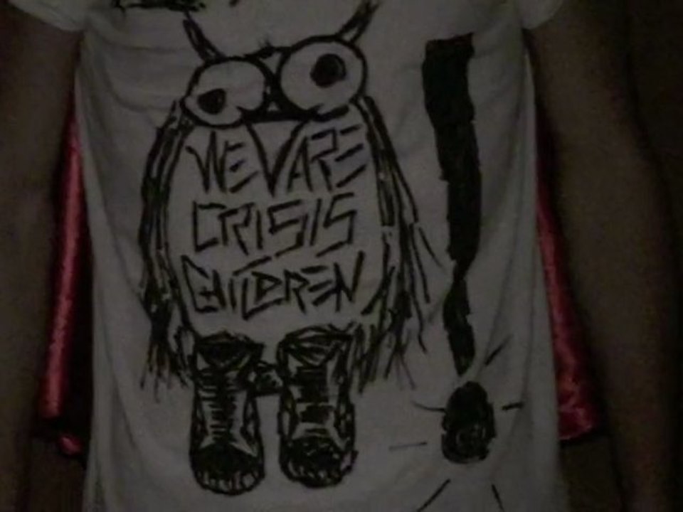 WE ARE CRISIS CHILDREN - La chanson du Hibou