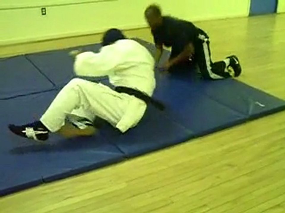 White's Martial Arts Flying Arm-Bar