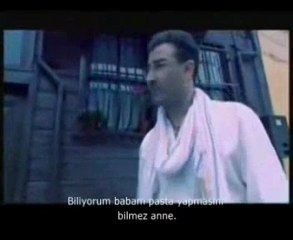 Video herunterladen: Sol yanim aciyor anne Bedirhan gökçe (mehmetby)