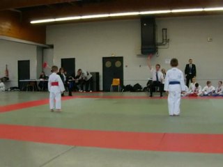 compet kata à issoudun téo a gagné :)