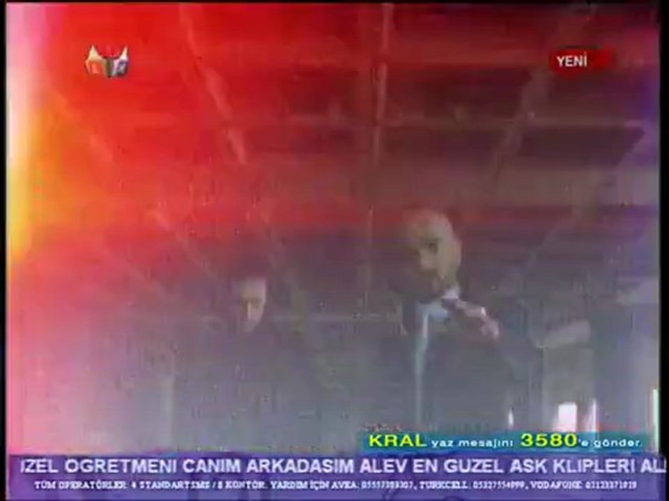 Murat Boz-Soner Sarıkabadayı İki Medeni İnsan burdaindir.com