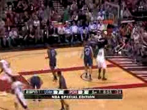 Andre Miller throws a wonderful pass to Martell Webster, who
