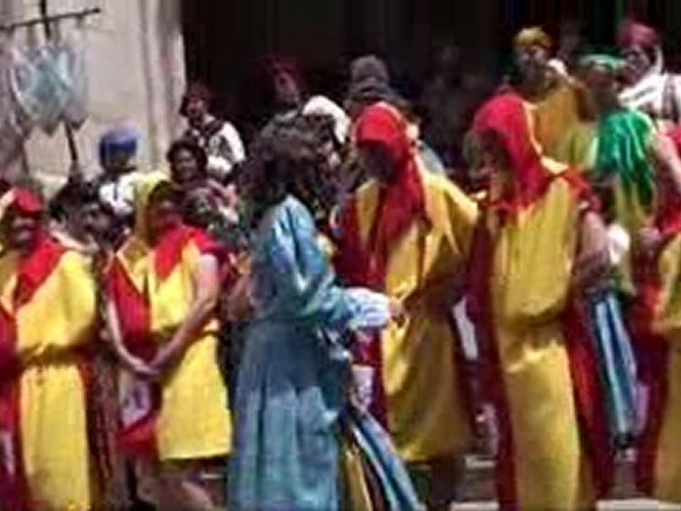 Semur-en-Auxois : Fêtes Médiévales du Roi chaussé