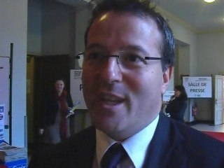 M.Hirsch 'Il faut des objectifs de réduction de la pauvreté'