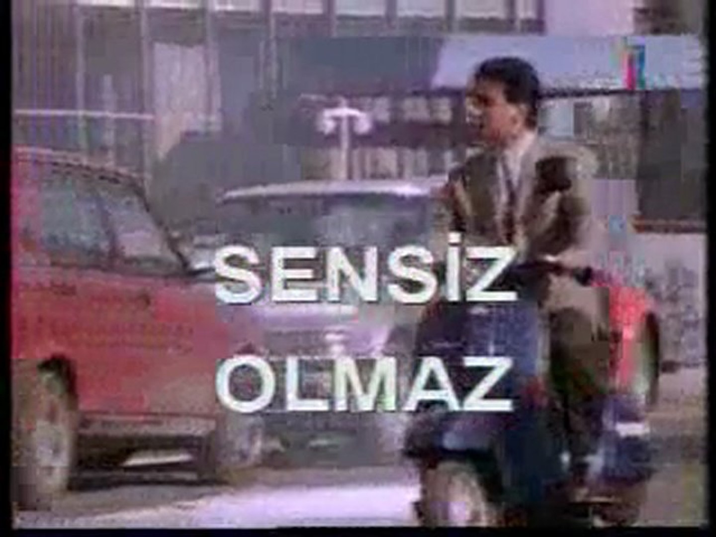 istersen öldür beni istersen güldür beni indir