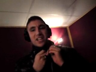 Mass au studio pour le nouveau morceau Detrone