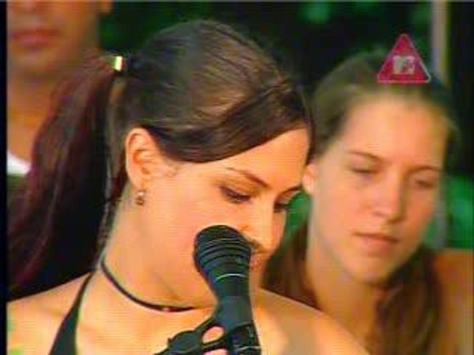 Pitty - Femme fatale