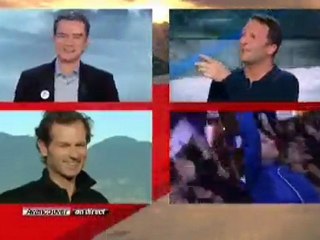 Fou rire entre Arthur et Laurent Luyat