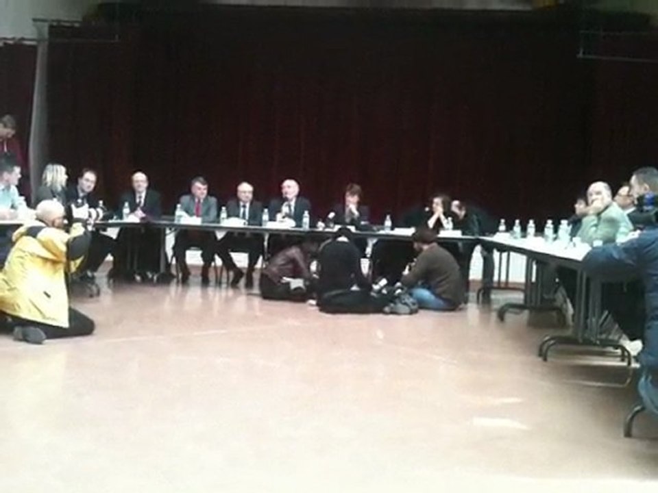 Jean Paul Bachy rencontre les salariés de Champagne