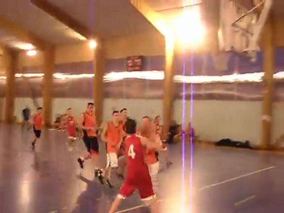 Minimes Gars contre Questembert (2010) part 1