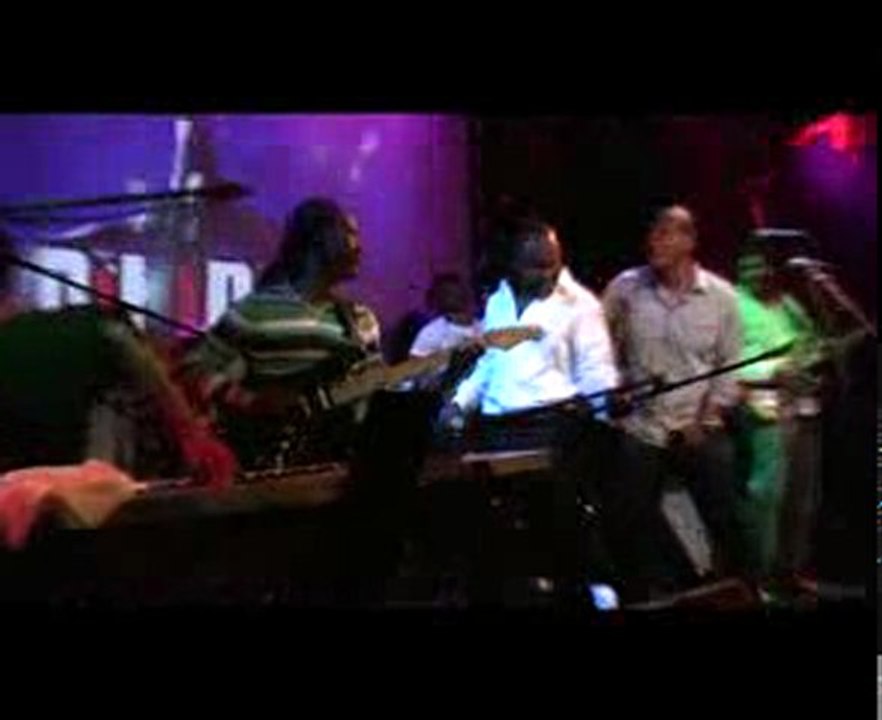 NU LOOK/PIPO "Bon Macho" @ SOBS on February 2010!