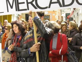 Concentración contra la Demolición del Mercado de Abastos