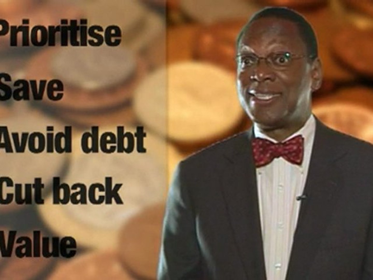 ⁣Alvin Hall's Top Money-saving Travel Tips