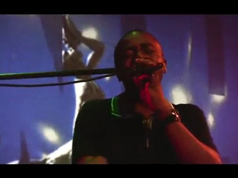 NU LOOK with PIPO "Notre Histoire (Feb 2010)