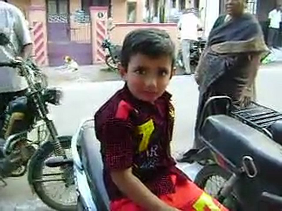 Srivatsan dance ( L.K.G) at Vidhya Mandhir 2