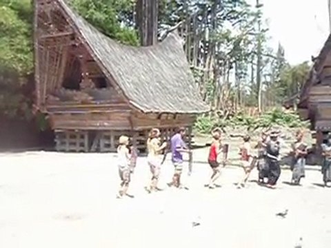 Danses batak a Simanindo, Samosir, Nord Sumatra