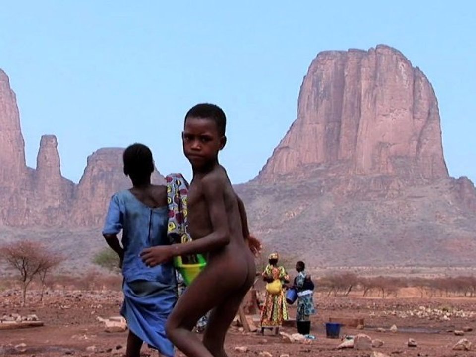 Mali je te regarde_01: Le pied de Fatima