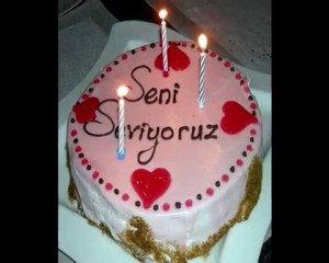 ESMER MELEĞİ KUZİMİN DOĞUM GÜNÜ GALİ :)