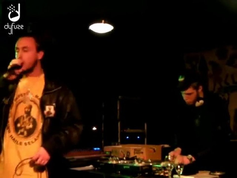 FYAH P & Holy night sound, live at River Gambia (Lille)