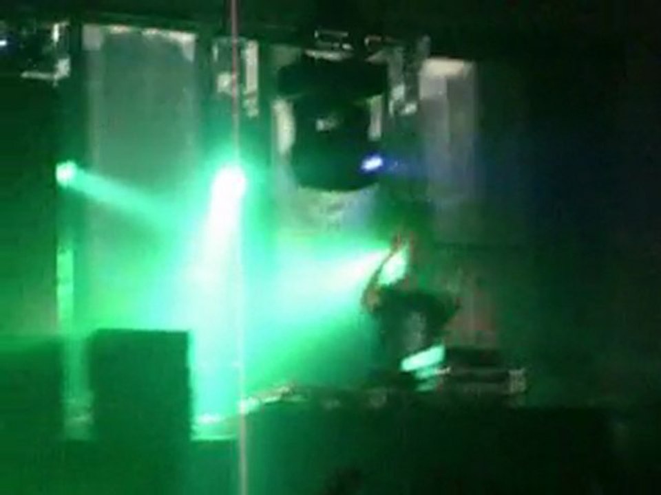 live attack 2010 macon mat weasel busters :4 ...break