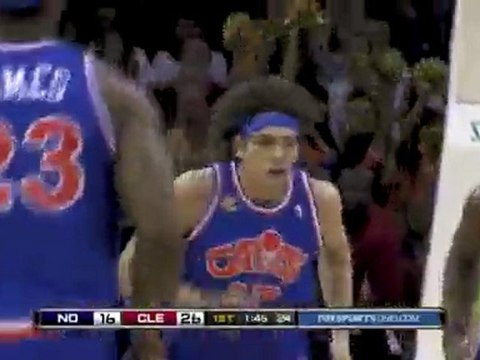 LeBron James tosses the pass up ahead to Anderson Varejao fo