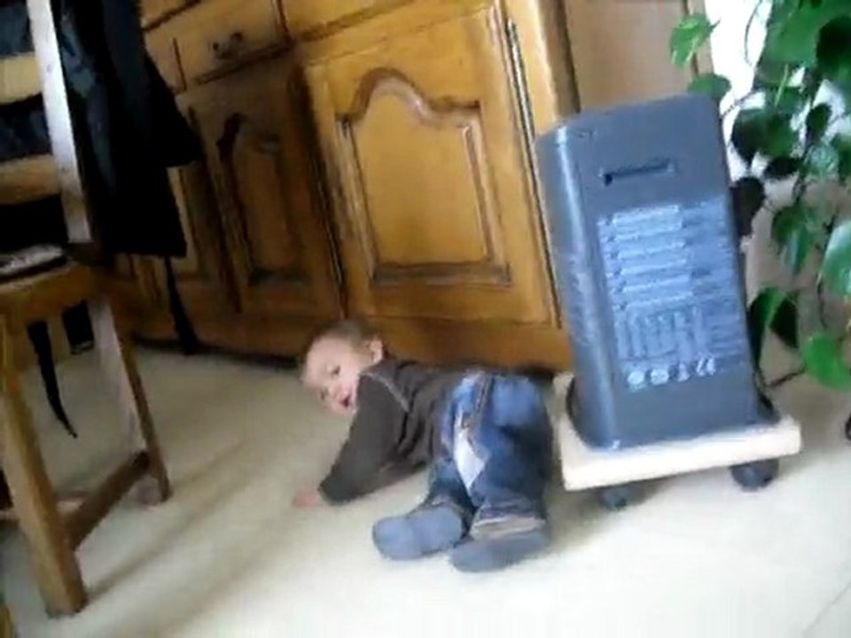 Noam marche presque !!!!!!!!!!!!