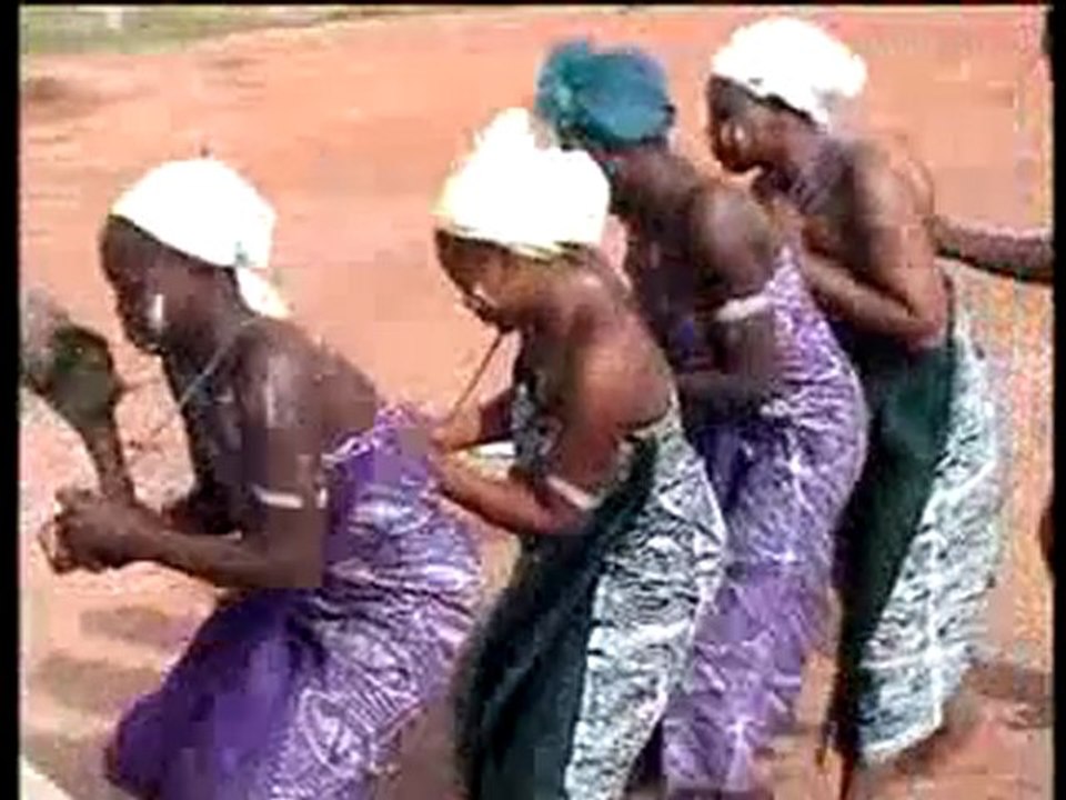 Bingui jaa jammy Commerce Triangulaire (Clip)
