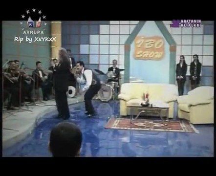 Ibrahim Tatlıses - Dağlar Dağlar [YENI KLIP 2010]