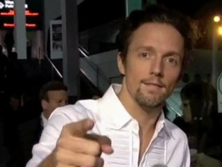 Celebrity Shout Outs Saying hi to eDan.com