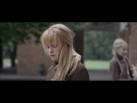 Ext the ground bentath