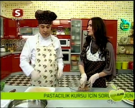 Müjgan Gönül Yeşil Elmada İzle 1. Kısım