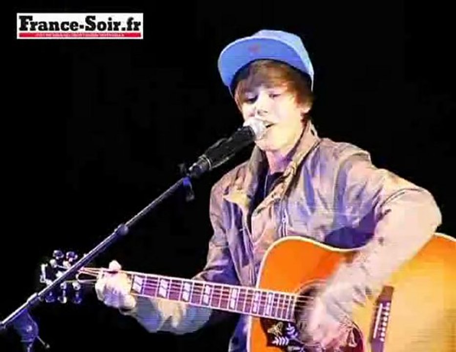 Phénomène - Justin Bieber fait pleurer les jeunes filles