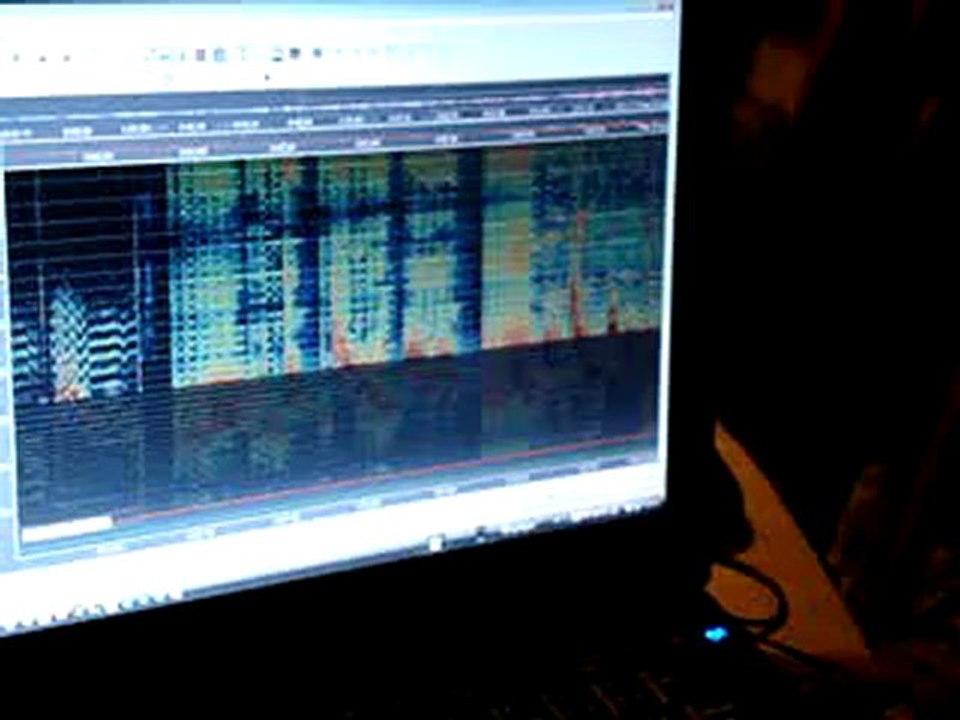 TRAN QUANG HAI sings "HAPPY BIRTHDAY TO YOU"