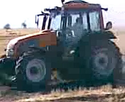 VALTRA A75