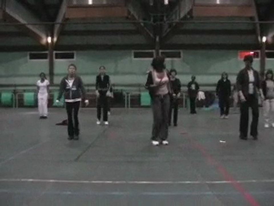 Elisabeth NGO MOUDAMAL- Cour de Gym