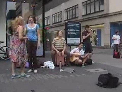 SOKAK KONSERLERİ-ÇAMDAN SAKIZ AKIYOR-By BehCHAT