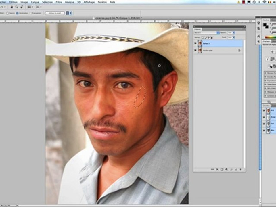 Photoshop cs5 tuto - effacer une cicatrice -Graphis Channel