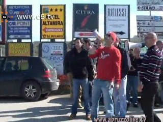 Ortona. Operai SampUtensili bloccano A14