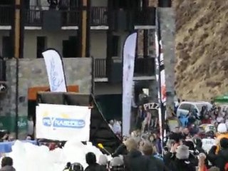 Winter FISE Peyragudes - Backflip en motoneige