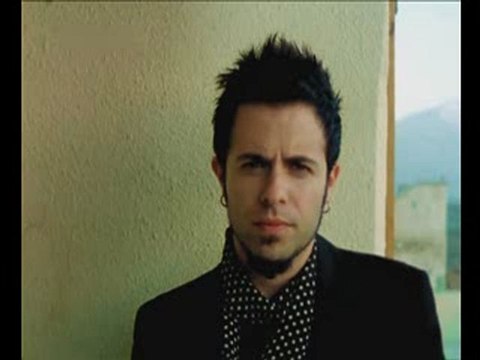 Emre Aydın Bu Yağmurlar 2010 Mp3 İndir