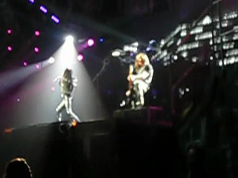 TOKIO HOTEL HUMAN CONNECT TO HUMAN BRUSSELS 25/02/2010