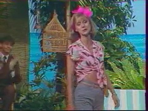 Dorothée - Hello hello (J-F Porry/G Salesses) © AB 1983