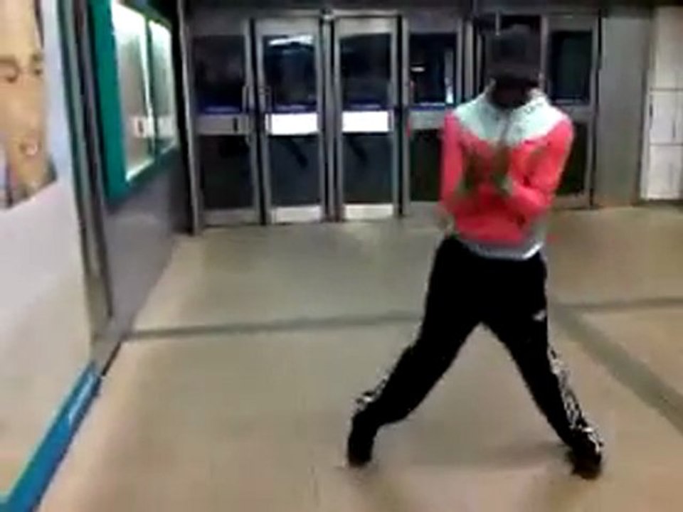 Kenzo champigny logobi